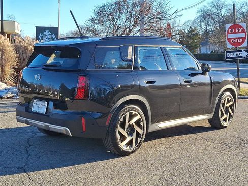 Used 2025 MINI Cooper Countryman SE image 6