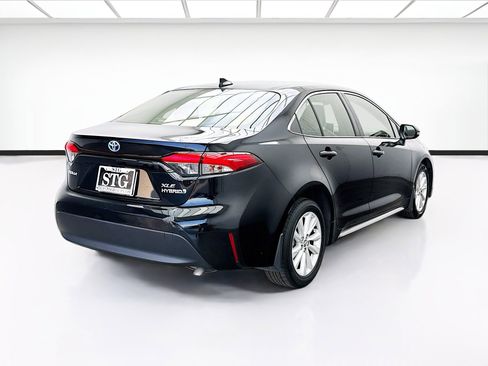 Used 2023 Toyota Corolla XLE FWD image 4