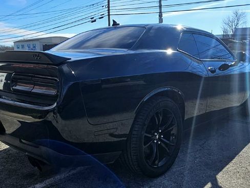 Used 2018 Dodge Challenger R/T w/ Blacktop Package image 5