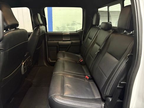 Used 2018 Ford F150 XLT w/ Equipment Group 302A Luxury image 12