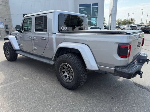Used 2021 Jeep Gladiator Overland AWD/4WD image 7