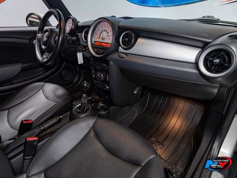 Used 2011 MINI Cooper Convertible image 23