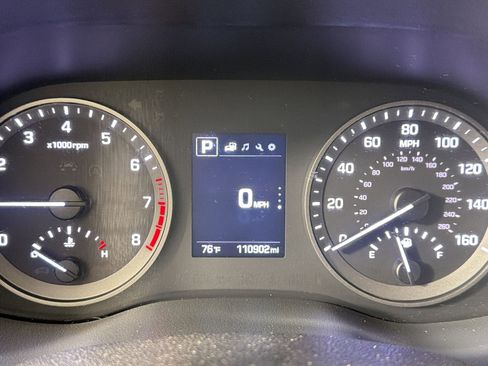 Used 2018 Hyundai Tucson SE image 15