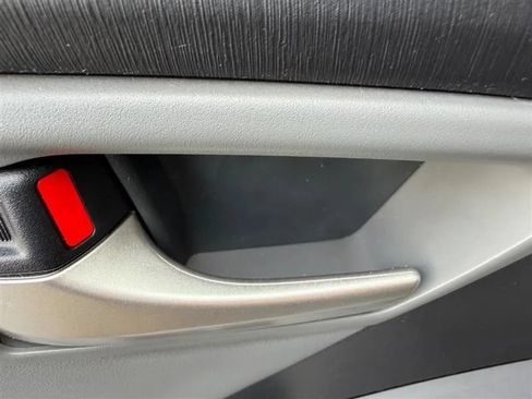 Used 2015 Toyota Prius Persona Series FWD image 39