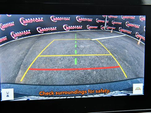 Used 2025 Toyota Camry LE image 21