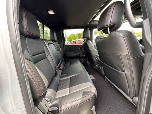 Used 2023 Nissan Frontier PRO-4X w/ Pro-4X Premium Package AWD/4WD image 31