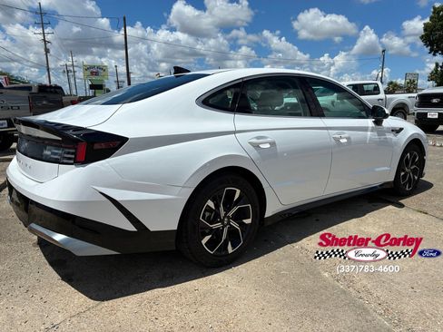 Used 2024 Hyundai Sonata SEL FWD image 11