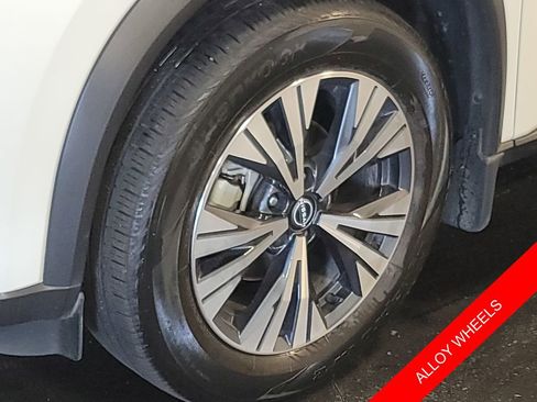 Certified 2023 Nissan Rogue SV w/ SV Premium B Package image 6