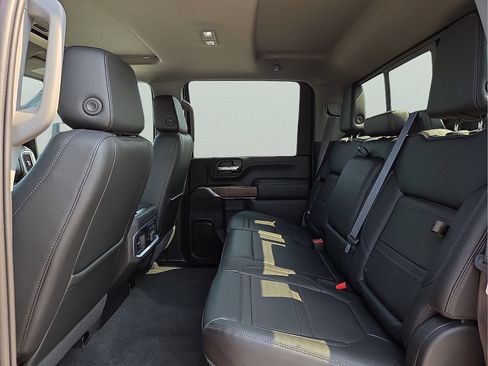 Used 2023 GMC Sierra 2500 Denali w/ Denali Ultimate Package AWD/4WD image 10