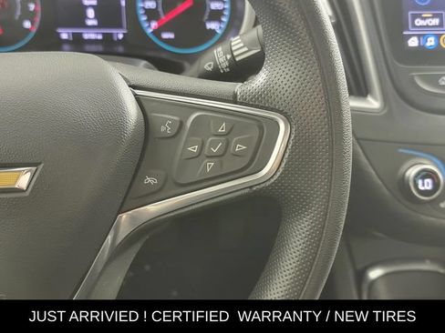 Used 2025 Chevrolet Malibu LT FWD image 28