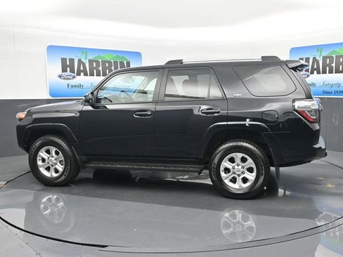 Used 2024 Toyota 4Runner SR5 image 3