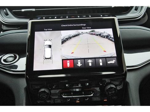 Used 2023 Jeep Grand Cherokee Trailhawk w/ Advanced Protech Group II image 24