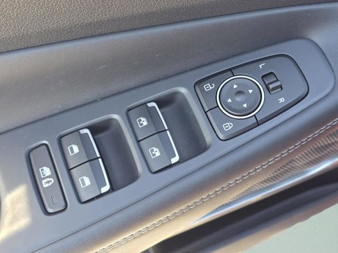 Used 2023 Hyundai Santa Fe SEL w/ Premium Package image 23