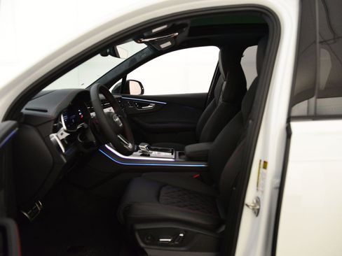 New 2026 Audi SQ7 Prestige image 19