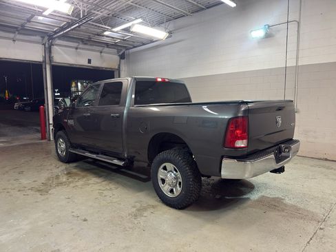 Used 2018 RAM 2500 Tradesman w/ Chrome Appearance Group AWD/4WD image 5