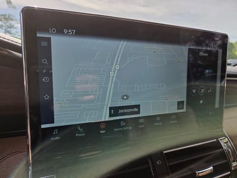 Used 2022 Lincoln Navigator L Reserve AWD/4WD image 31