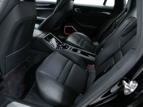 Used 2022 Porsche Panamera 4S AWD/4WD image 27