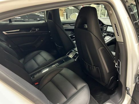 Used 2012 Porsche Panamera 4 image 52