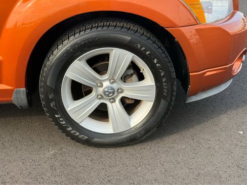 Used 2011 Dodge Caliber Mainstreet FWD image 9