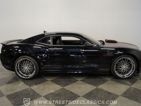 Used 2010 Chevrolet Camaro SS w/ RS Package RWD image 15