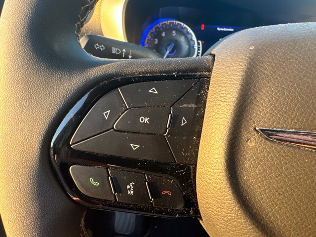 Used 2022 Chrysler Pacifica Touring-L w/ S Appearance Package FWD image 30