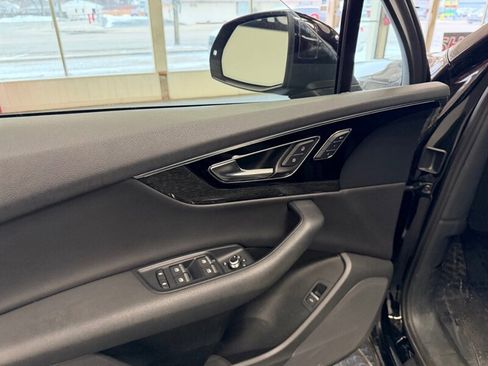 Used 2017 Audi Q7 3.0T Premium Plus w/ Premium Plus Package image 15