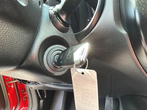 Used 2017 Kia Soul + FWD image 23