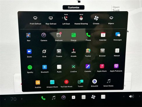 Used 2023 Tesla Model 3 Performance image 13