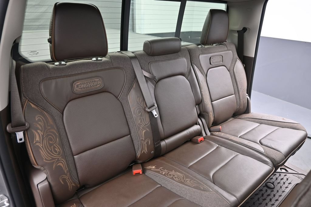 Used 2025 RAM 1500 Limited AWD/4WD image 20