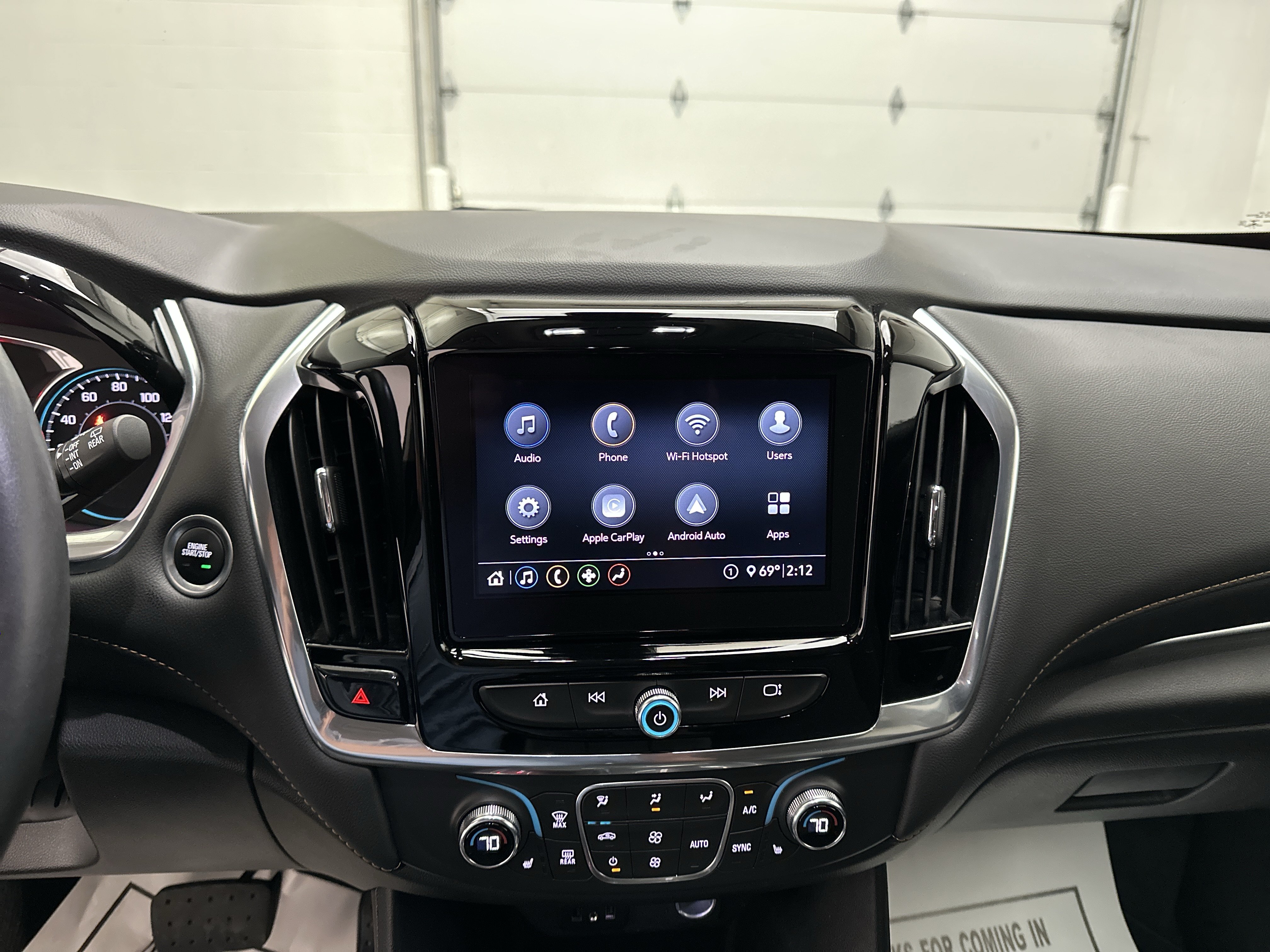 Used 2021 Chevrolet Traverse LT AWD/4WD image 33