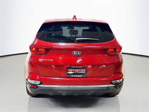 Used 2021 Kia Sportage LX image 8
