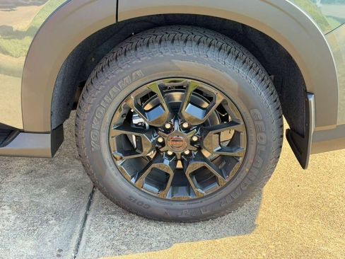 New 2026 Nissan Armada PRO-4X w/ Captain's Chari Seat Package image 22