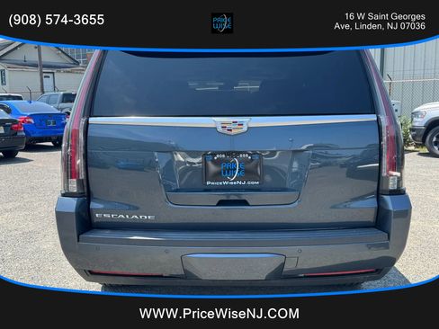 Used 2019 Cadillac Escalade ESV Premium Luxury image 5