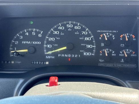 Used 1997 GMC Sierra 1500 4x4 Extended Cab w/ Image Max Pkg image 27
