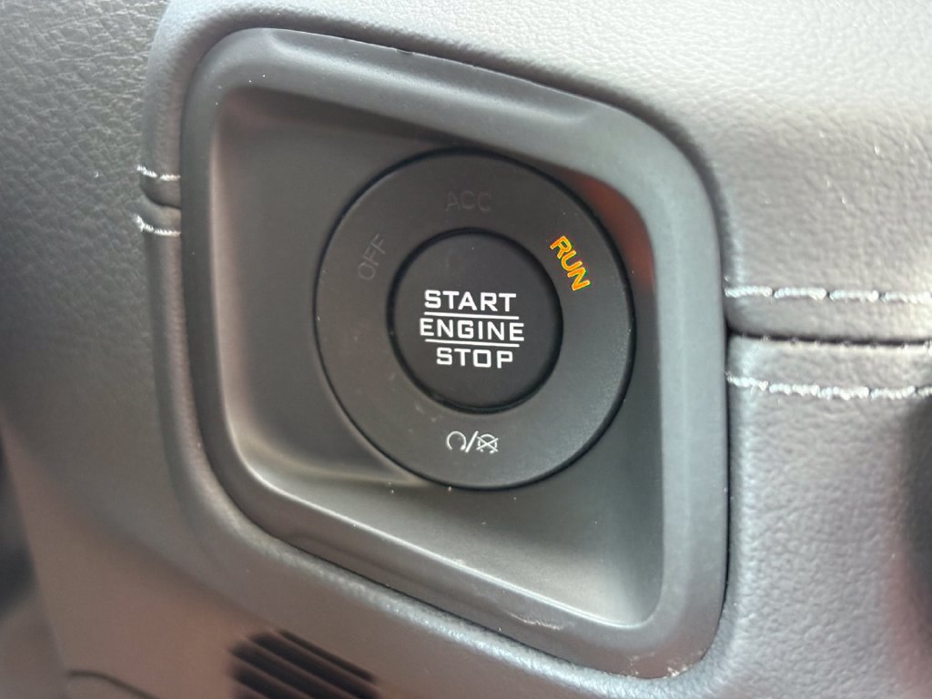 New 2026 Jeep Wrangler Unlimited Sahara AWD/4WD image 28