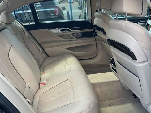 Used 2016 BMW 750i xDrive AWD/4WD image 23