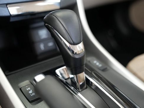 Used 2015 Honda Accord EX-L image 30