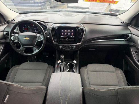 Used 2020 Chevrolet Traverse LT FWD image 23