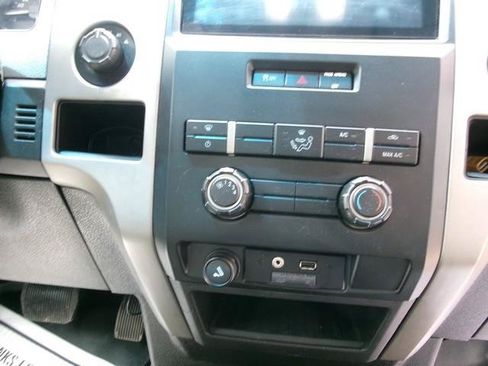 Used 2012 Ford F150 XLT AWD/4WD image 18