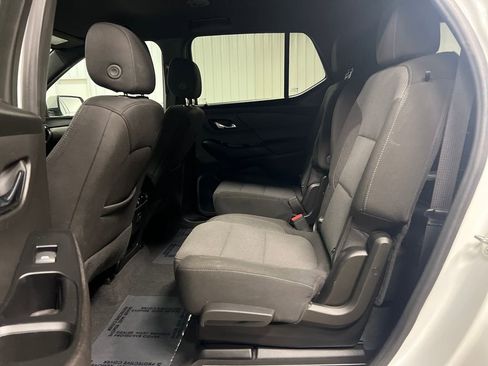 Certified 2023 Chevrolet Traverse LT image 13