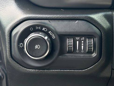 Certified 2022 Jeep Wrangler Unlimited Sport image 30