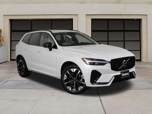 Used 2026 Volvo XC60 B5 Plus w/ Protection Package Premier image 34