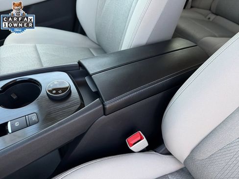Certified 2025 Nissan Rogue SV AWD/4WD image 22