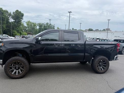 Used 2021 Chevrolet Silverado 1500 LT w/ Bed Protection Package AWD/4WD image 3