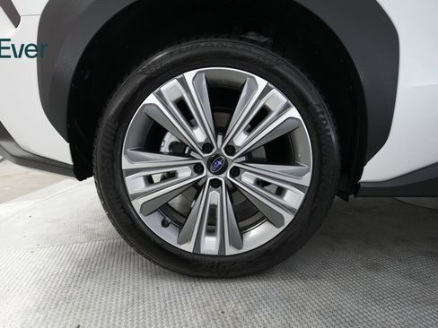 Used 2024 Subaru Solterra AWD/4WD image 22