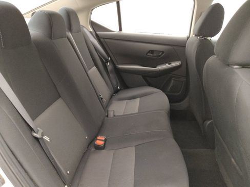 Used 2024 Nissan Sentra SV FWD image 19