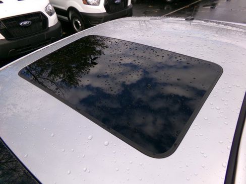 Used 2010 Chevrolet Malibu LT w/ Power Convenience Package image 18