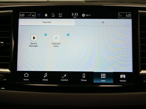 Used 2024 Chrysler Pacifica Touring-L FWD image 35