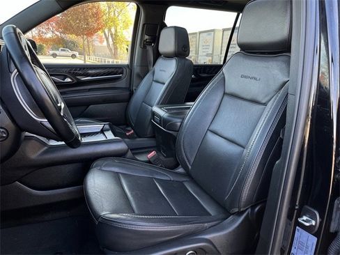 Used 2023 GMC Yukon XL Denali w/ LPO, Floor Liner Package image 28