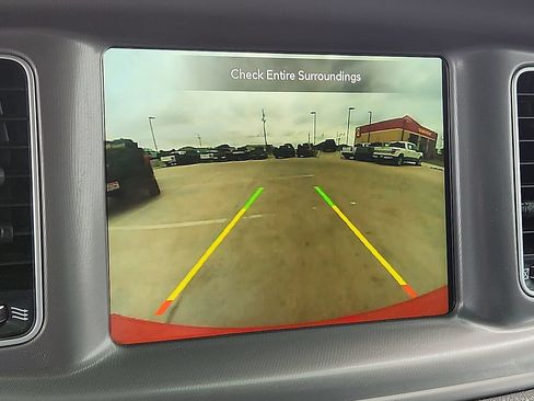 Used 2023 Dodge Charger SXT RWD image 9